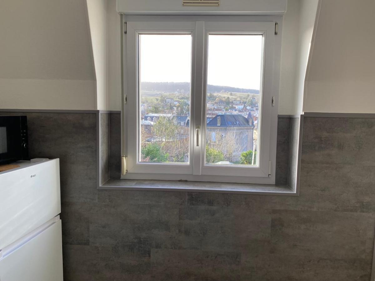 Apartamento L’ÉLÉGANT: 80m2 vue sur vignoble au Centre d’Epernay!! Exterior foto